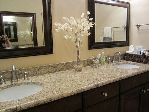Giallo Ornamental Granite Bathroom Countertop 