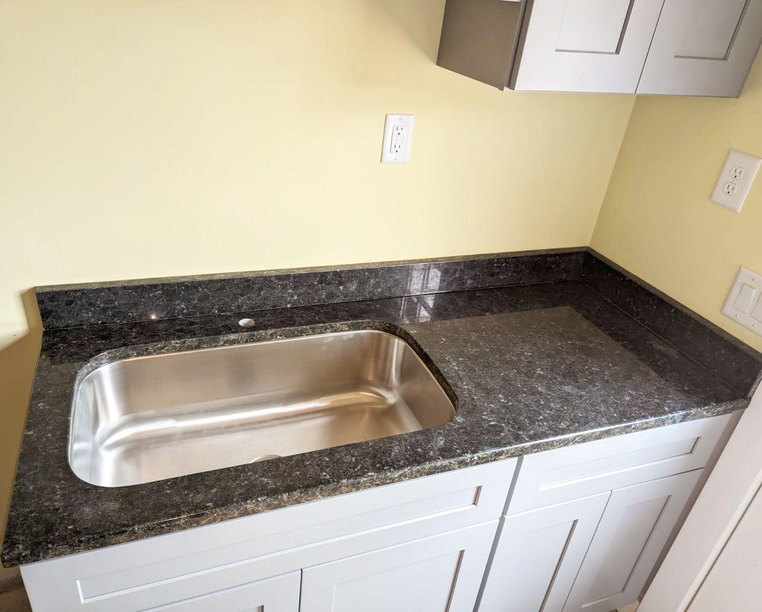 Verde Butterfly Granite with Sink