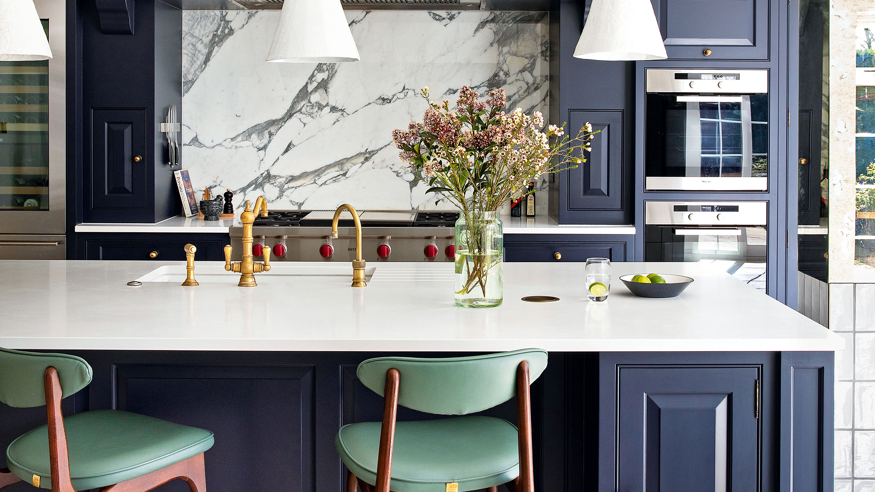 Traditional To Transitional Kitchen Kitchen Remodel by East Coast Granite of Winston-Salem - Yadkinville Road project photo